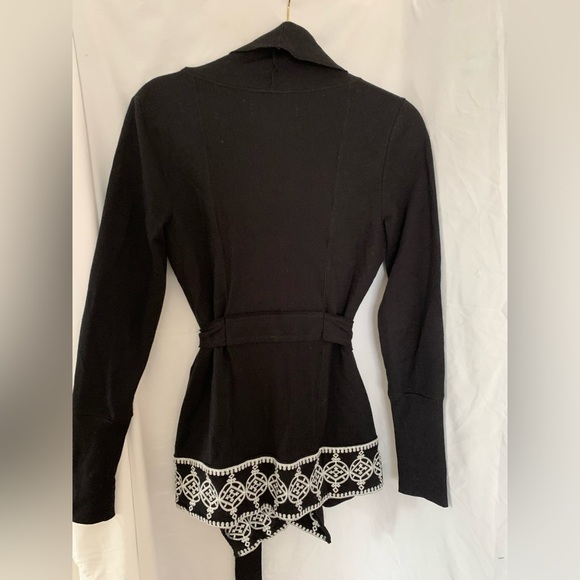 Anthropologie Lilka Black Embroidered Belted Open Cardigan Sweater size m - Picture 2 of 6